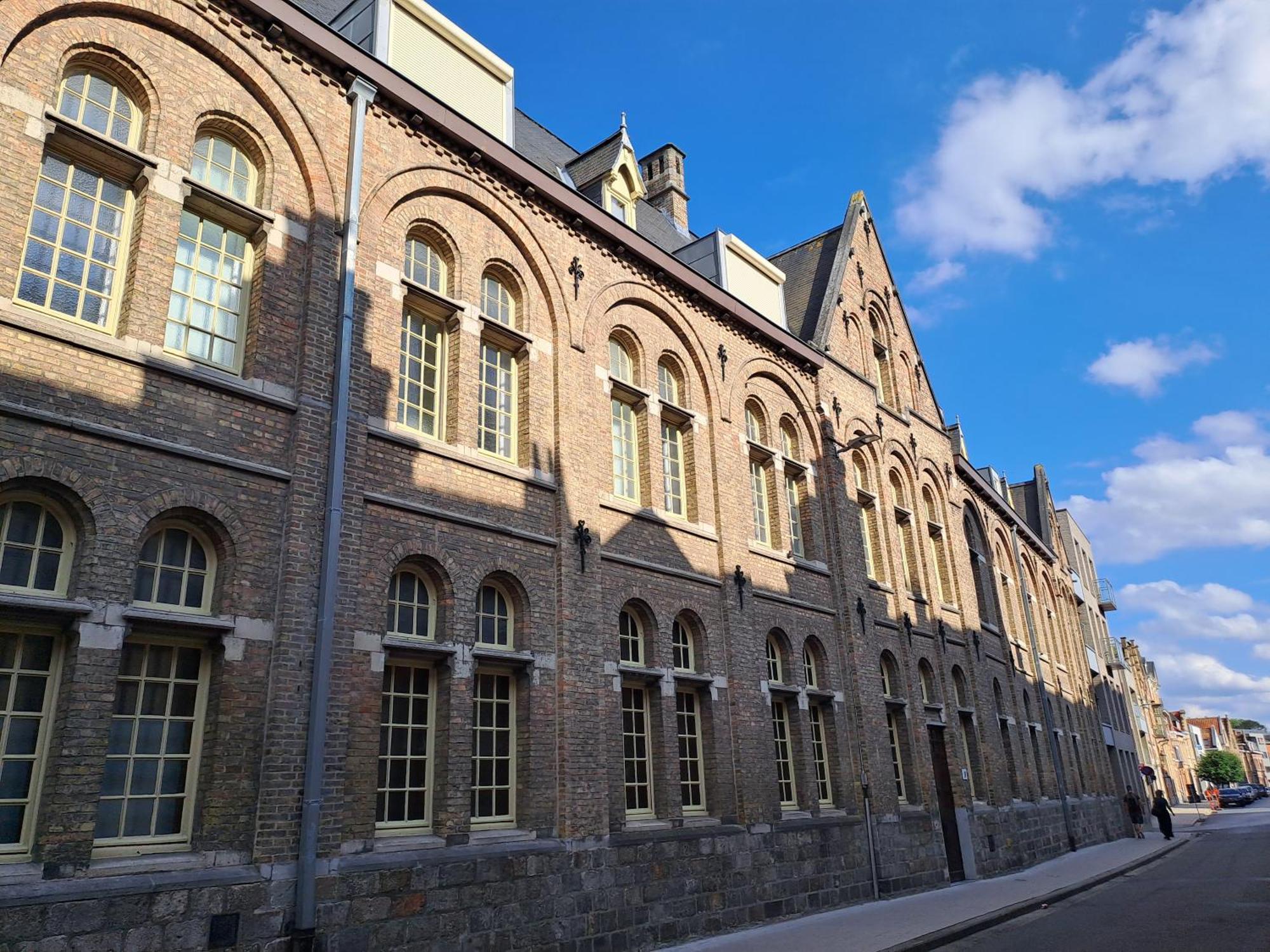 The Carmelite * Ieper